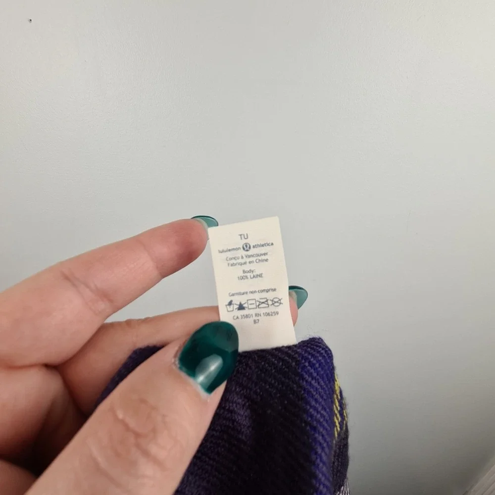 Lululemon Pranayama Scarf 100% Merino Wool‎ Nightfall Black Grape Pigment READ